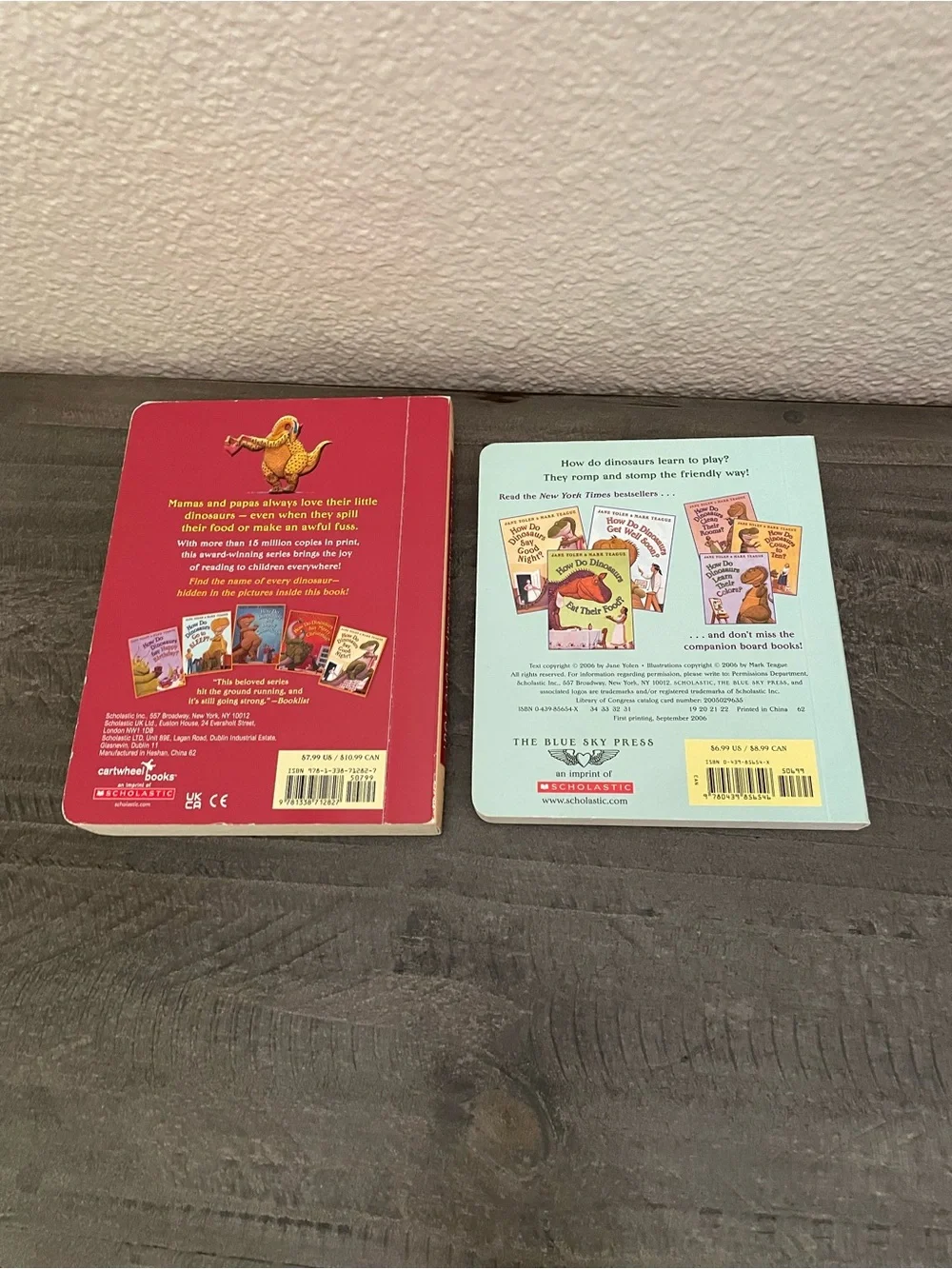 Bundle of two how do dinosaurs… board books